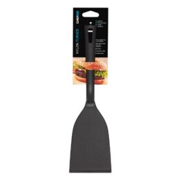 Chef Aid pannilabidas mustast nylonist, SKU 10E02409. Vastupidav köögiriist toiduvalmistamiseks.