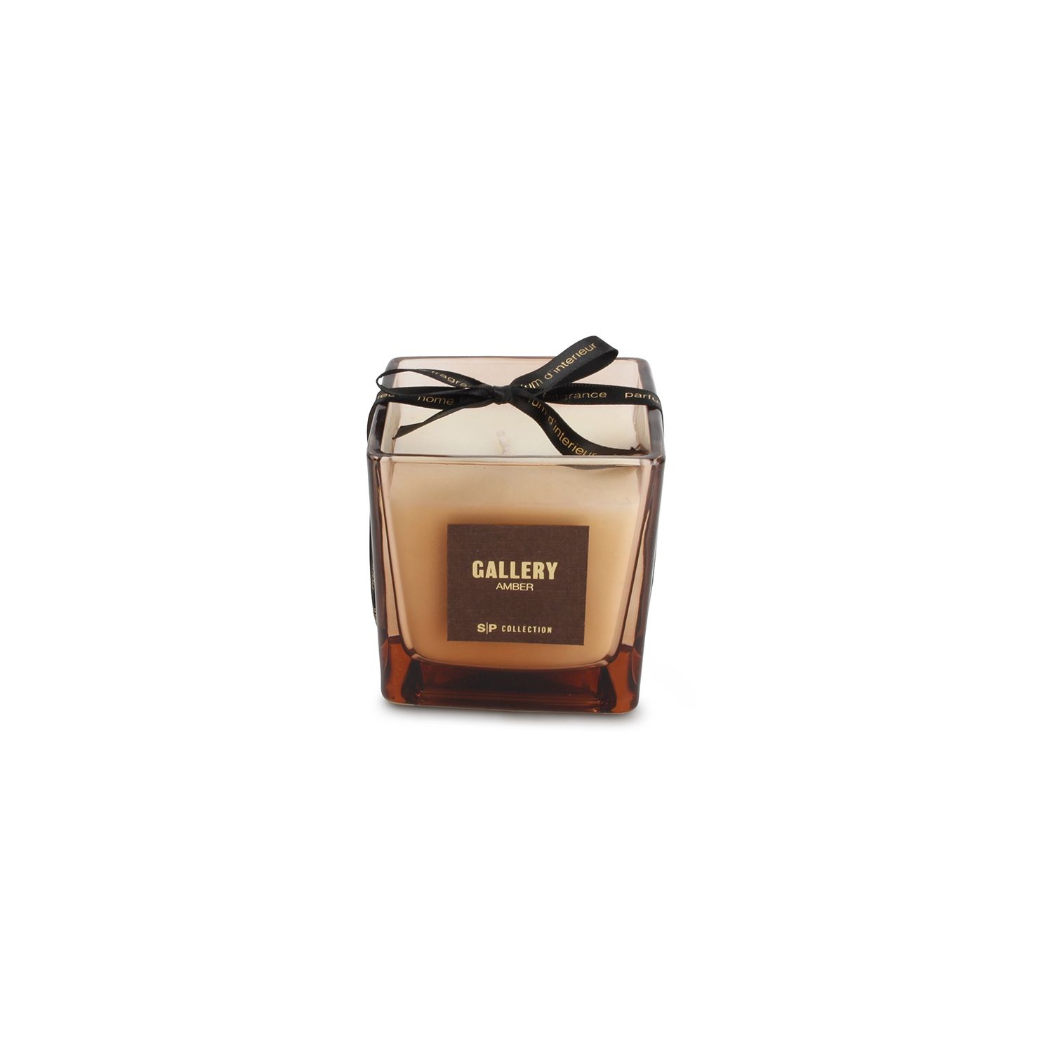 853027_02 lõhnaküünal gallery amber 220gr, sku 853027. ambra lõhnaline küünal interjööri. uncategorized.